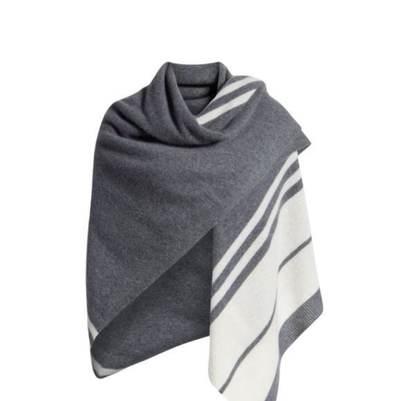 Halogen Other - Halogen 100% Cashmere Scarf